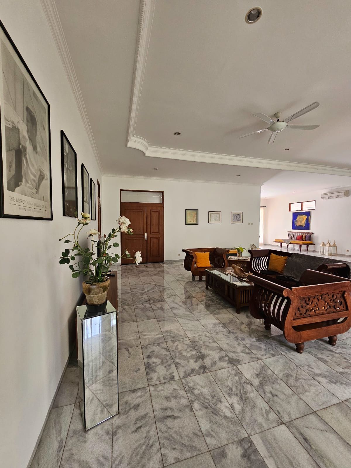 Sewa rumah mewah dalam Komplek di Pejaten Barat, Pasar Minggu