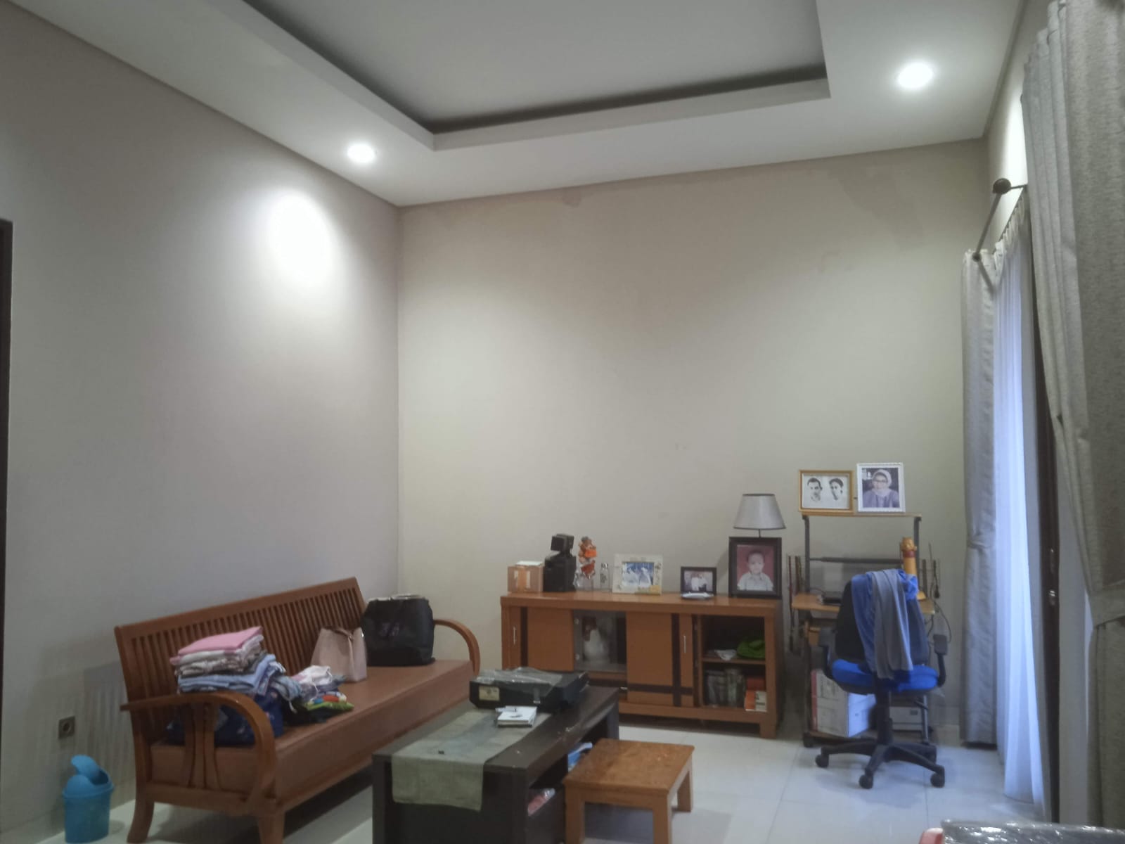 Jual rumah mewah dengan swimming pool di Pesona Khayangan, Depok