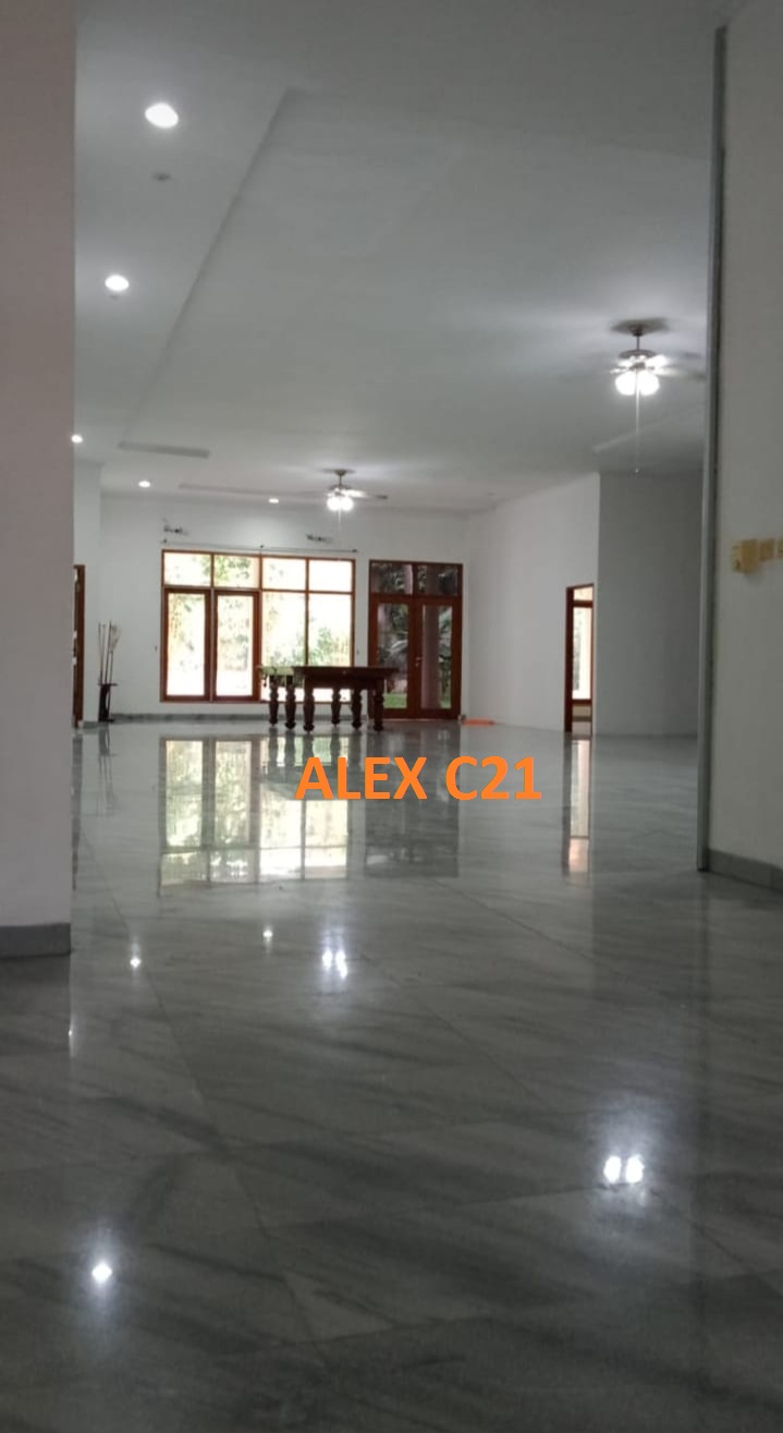 Jual rumah megah classic di Cilandak, Jakarta Selatan