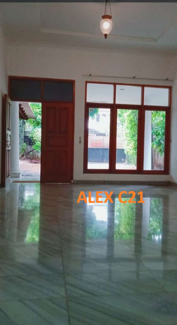 Jual rumah megah classic di Cilandak, Jakarta Selatan