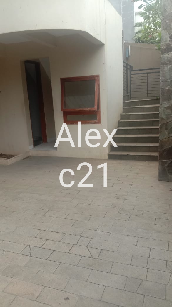 Jual rumah Senopati, Kebayoran Baru, Jakarta Selatan