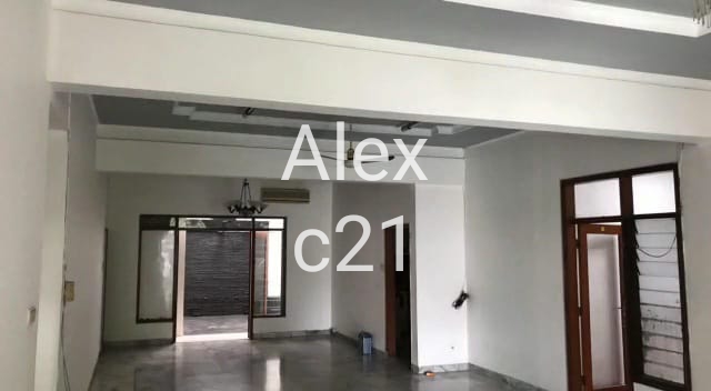 Jual rumah di Senopati, Senayan, Kebayoran Baru, Jakarta Selatan