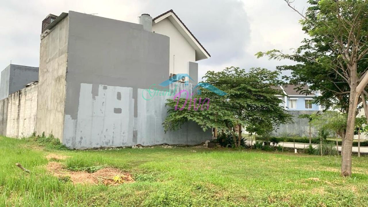 RUMAH BAGUS 2 LANTAI DI CLUSTER VASANA HARAPAN INDAH