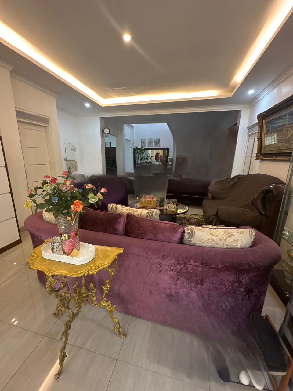 Rumah 2 lantai nyaman terawat super strategis di Turangga