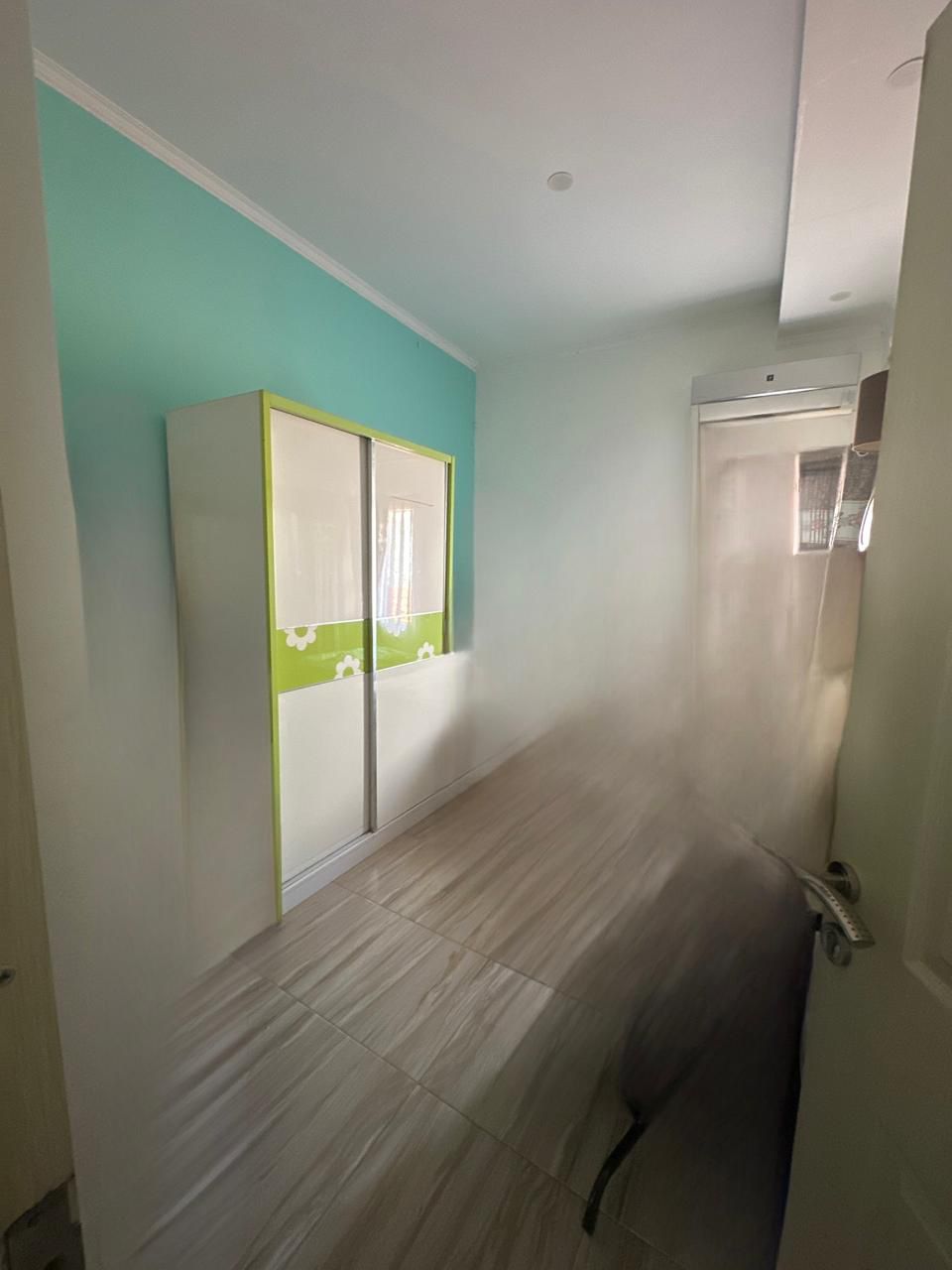 Rumah 2 lantai nyaman terawat super strategis di Turangga