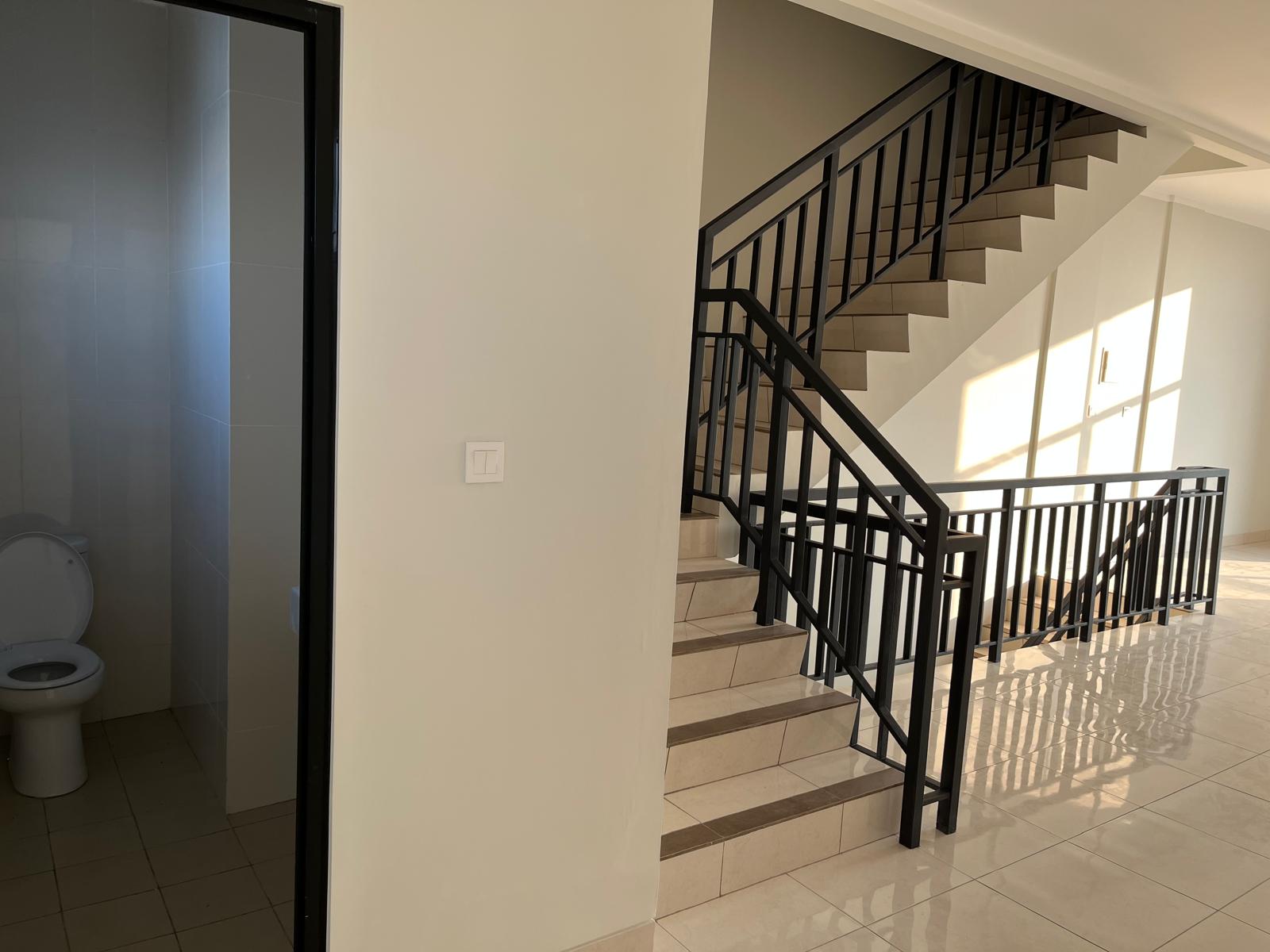 Disewa ruko siap pakai di Summarecon Crown Gading Bekasi