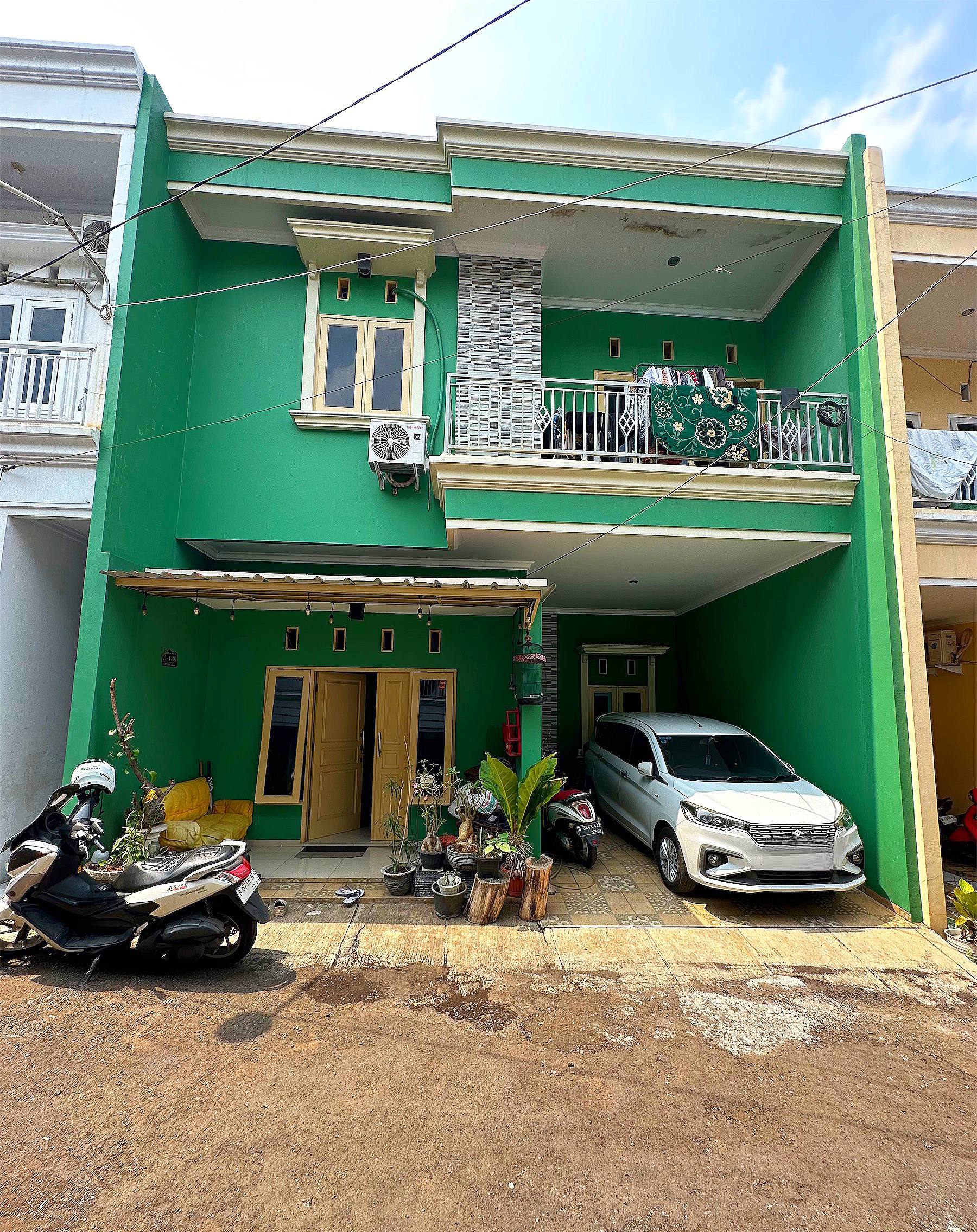 Rumah secondary 2lantai Cluster Bintara Bekasi