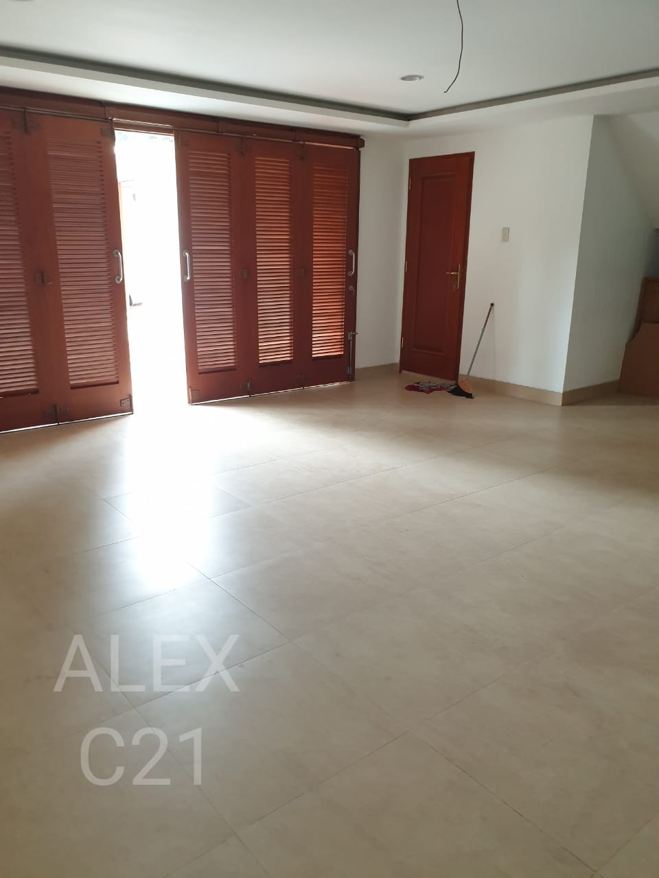 Jual rumah Pondok Indah, Kebayoran Lama, Jakarta Selatan