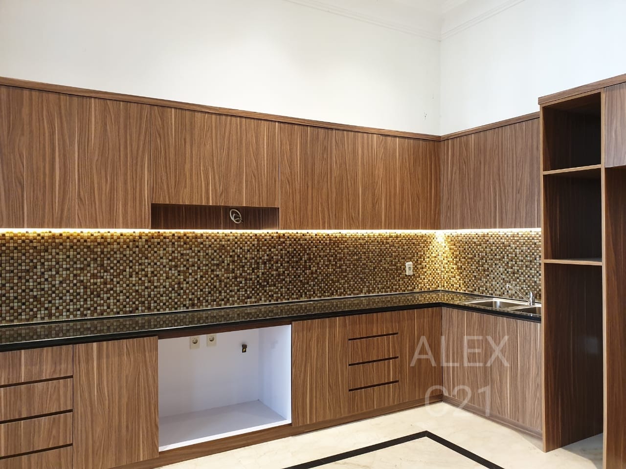 Jual rumah Pondok Indah, Kebayoran Lama, Jakarta Selatan