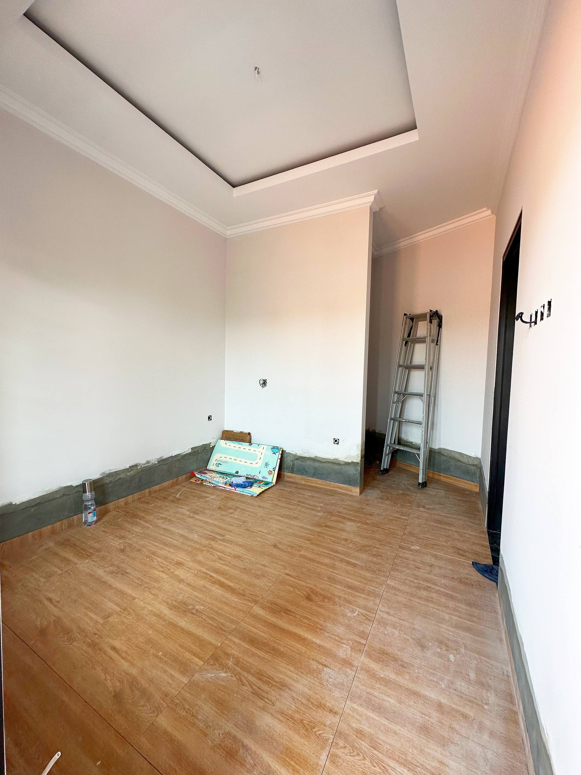 Rumah baru minimalis modern di Ciracas Jakarta Timur