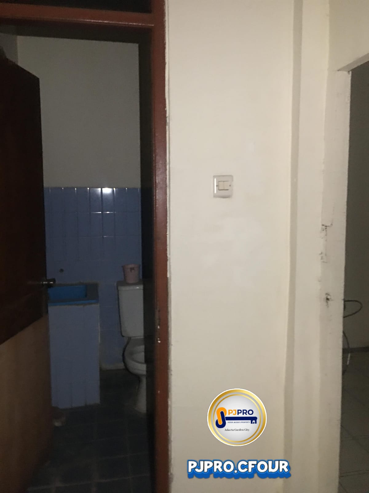 Dijual Ruko dengan Lokasi Strategis di Harapan Indah 1 Bekasi