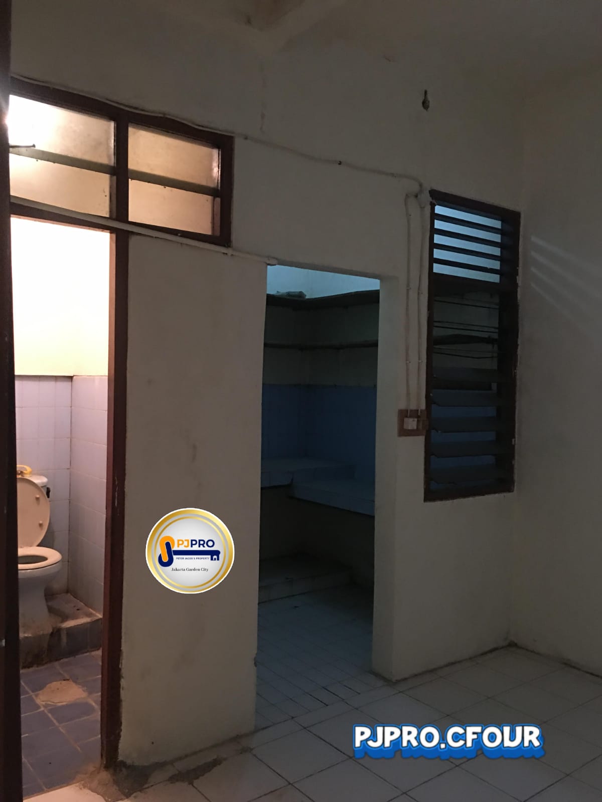 Dijual Ruko dengan Lokasi Strategis di Harapan Indah 1 Bekasi