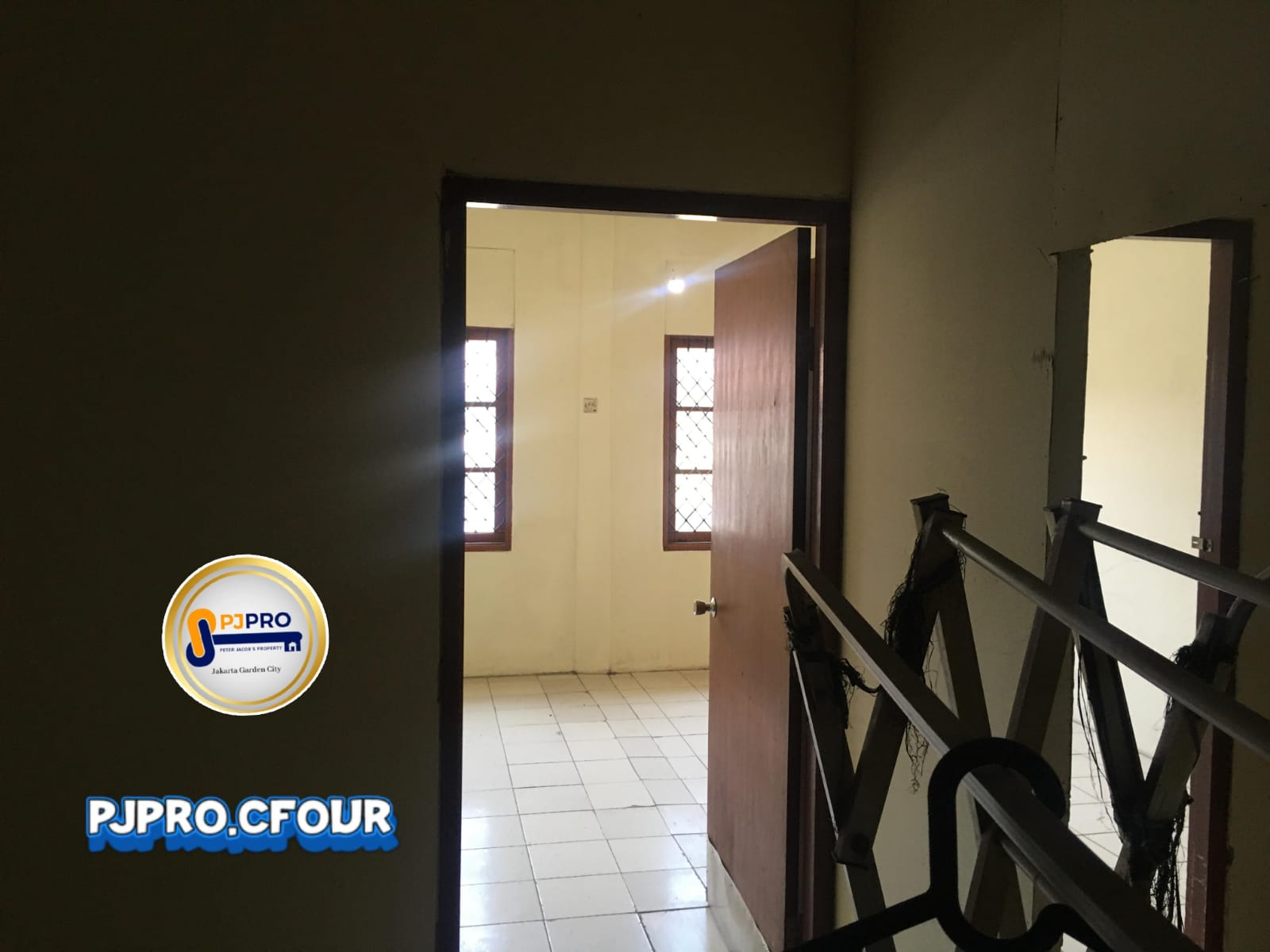 Dijual Ruko dengan Lokasi Strategis di Harapan Indah 1 Bekasi