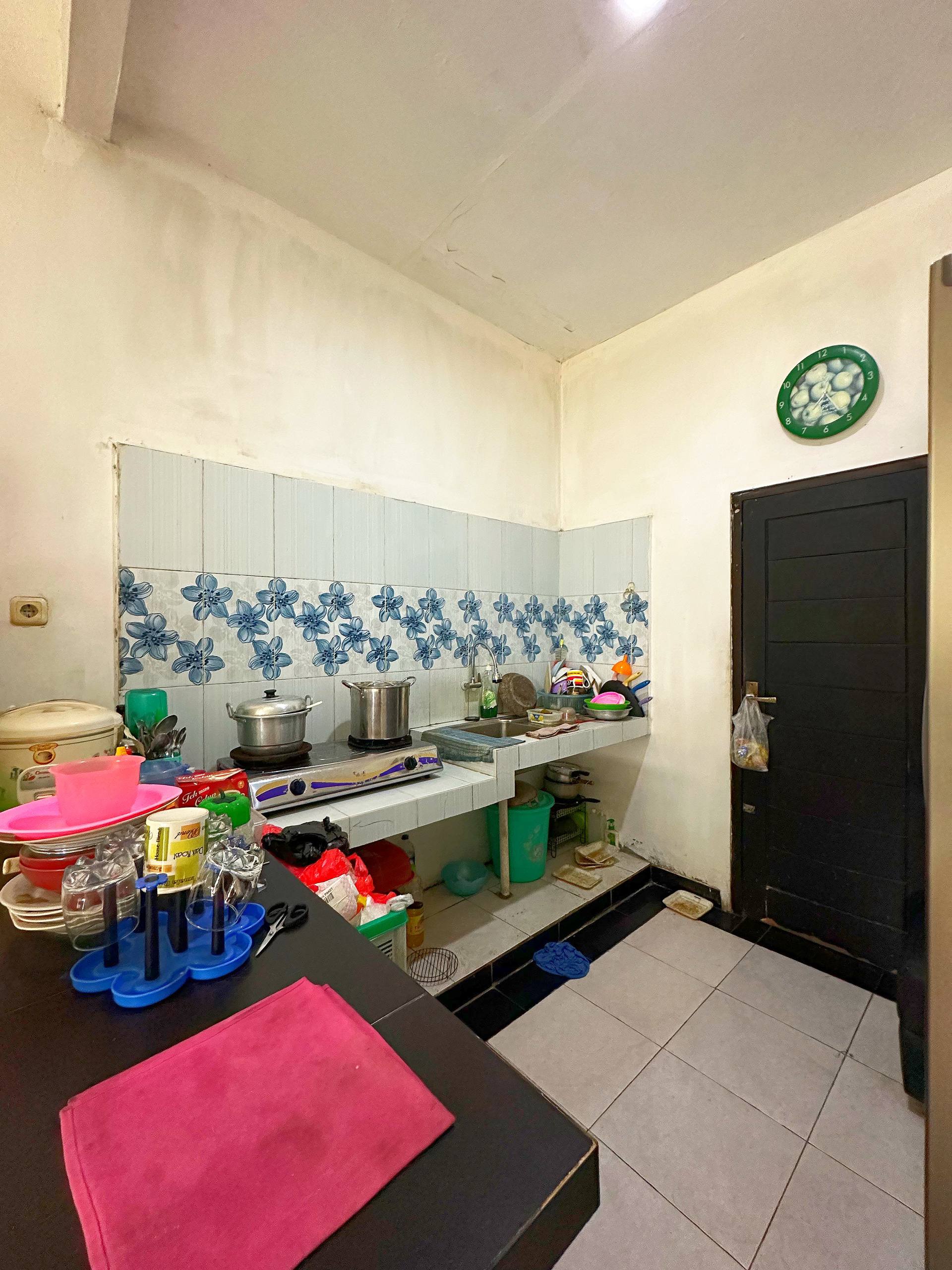 Rumah second 2lantai di Jati Rahayu Pondok Gede Bekasi