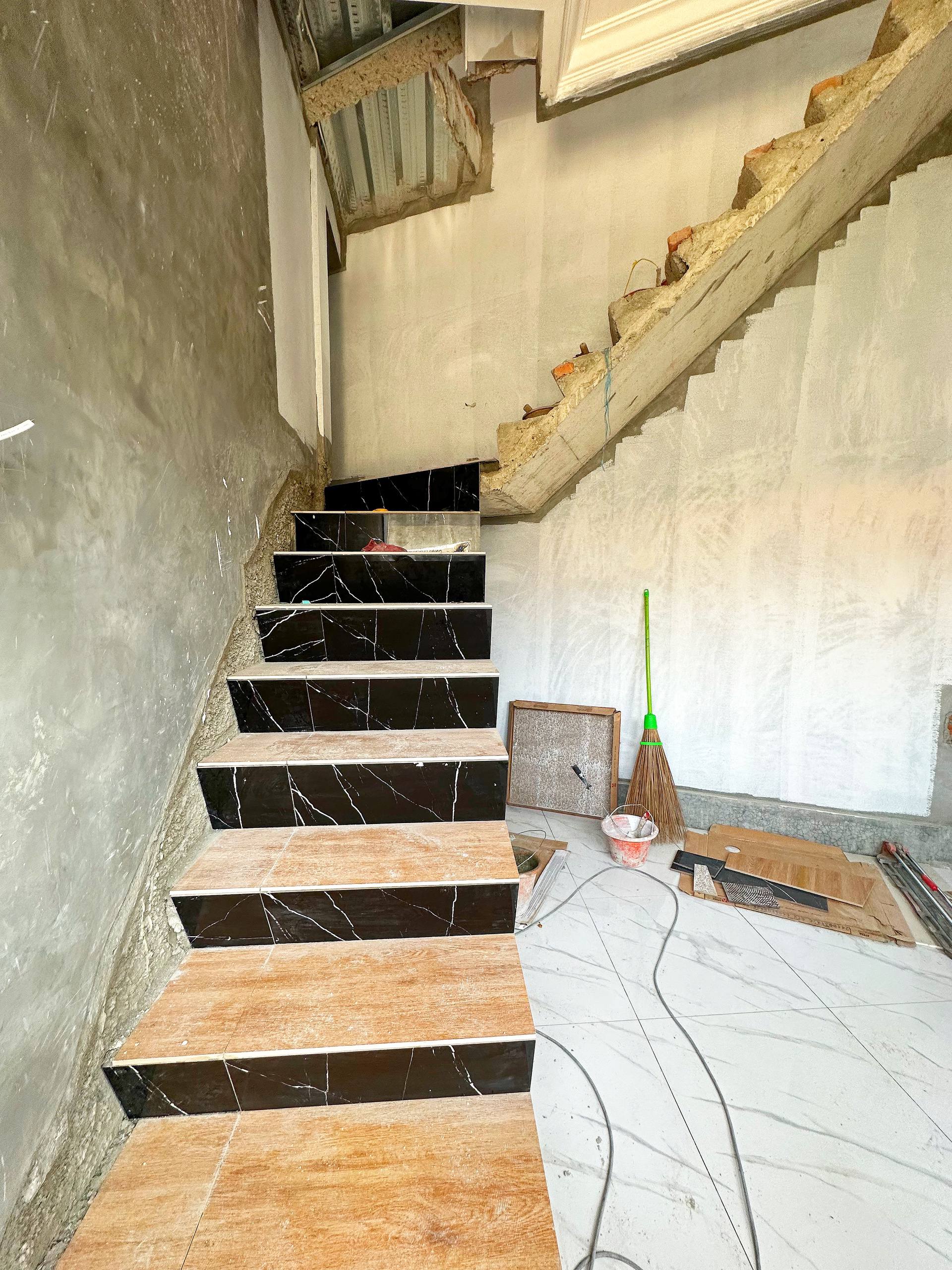 Rumah baru minimalis modern di Ciracas Jakarta Timur