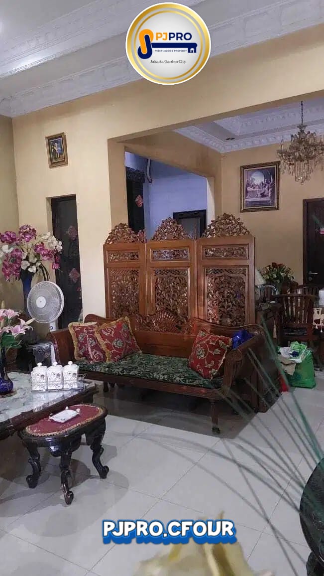 Dijual Rumah Posisi Hook di Harapan Indah Cluster Aralia