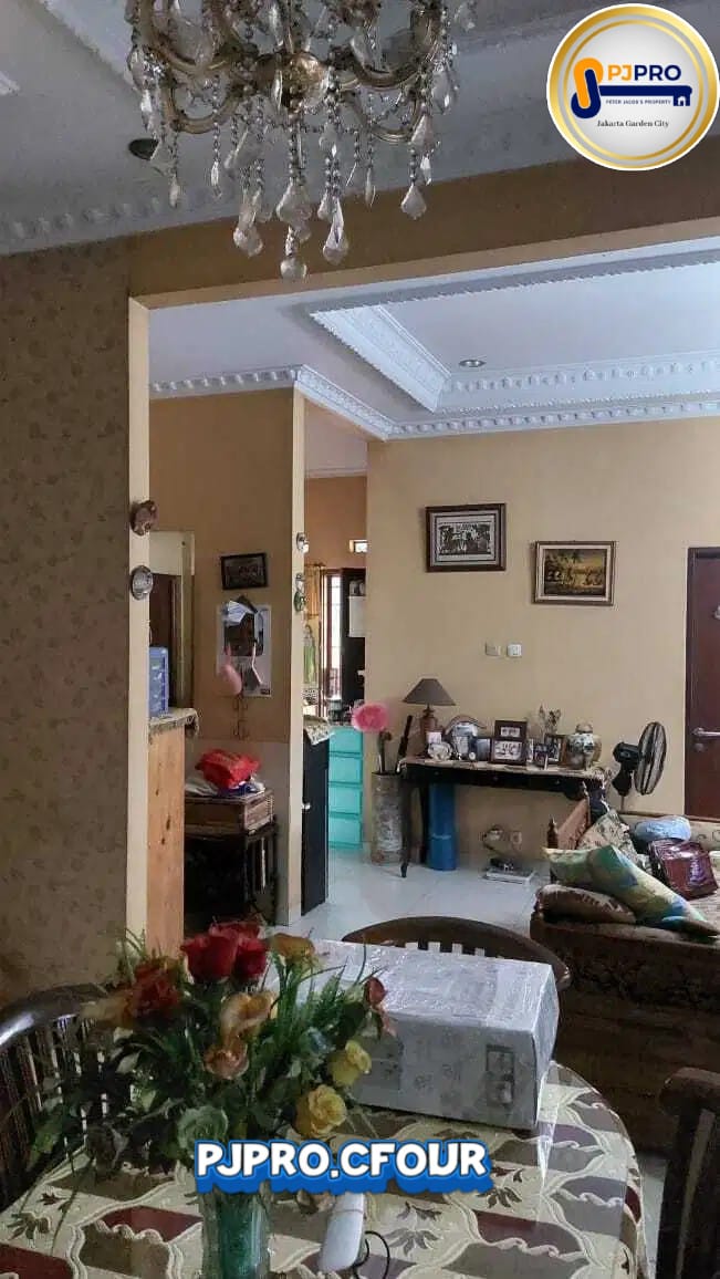 Dijual Rumah Posisi Hook di Harapan Indah Cluster Aralia