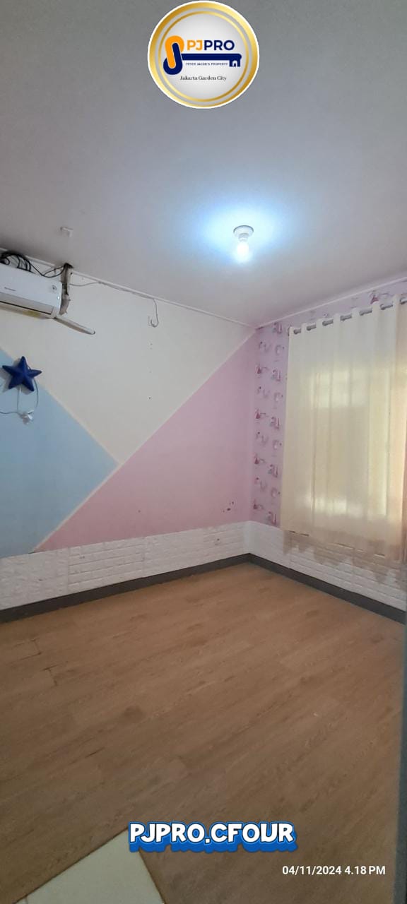 Dijual Rumah Semi Furnished di Green Ara Residence Cluster Ebony