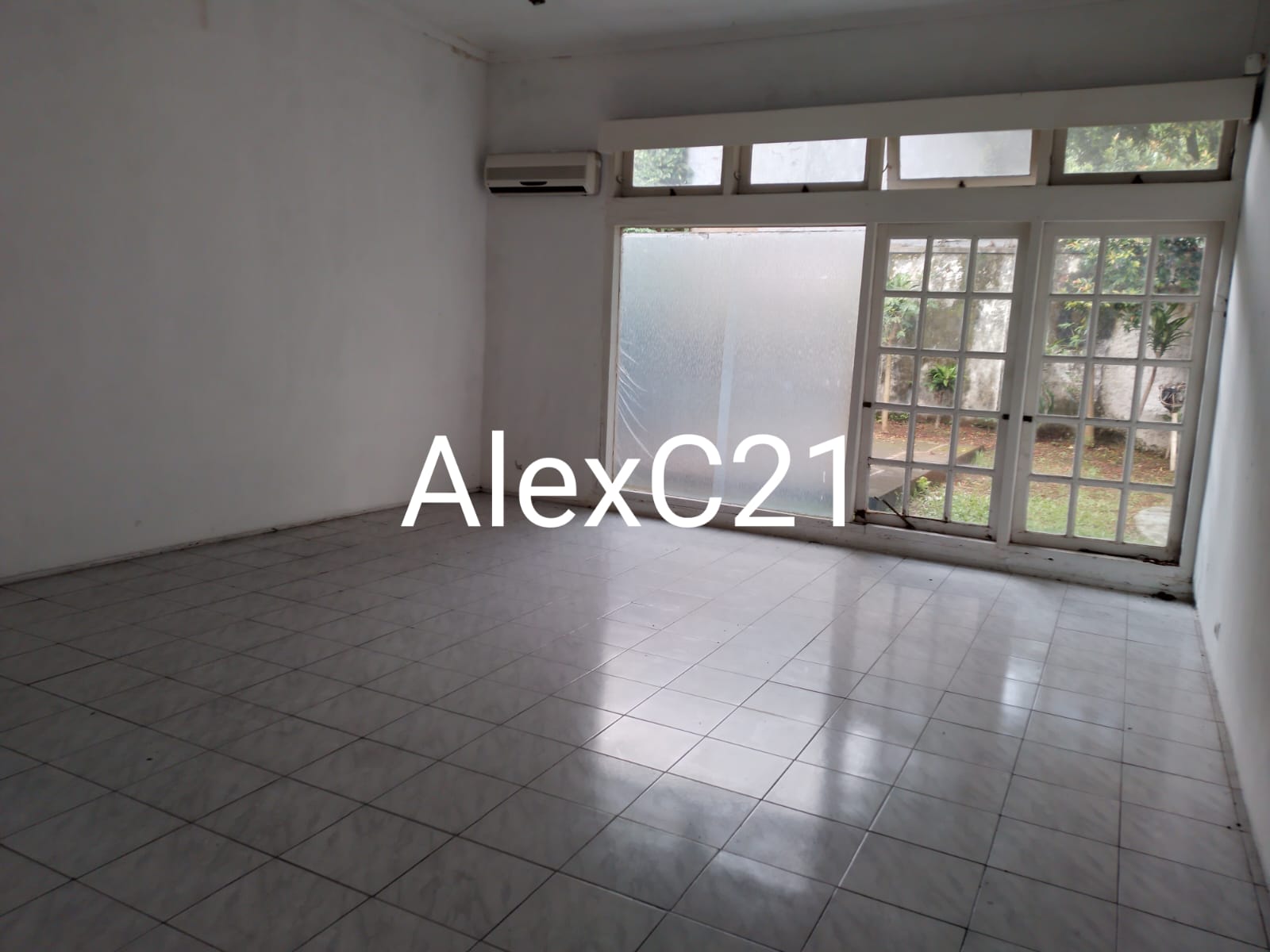 Jual rumah lama di Kemang, Mampang Prapatan, Jakarta Selatan