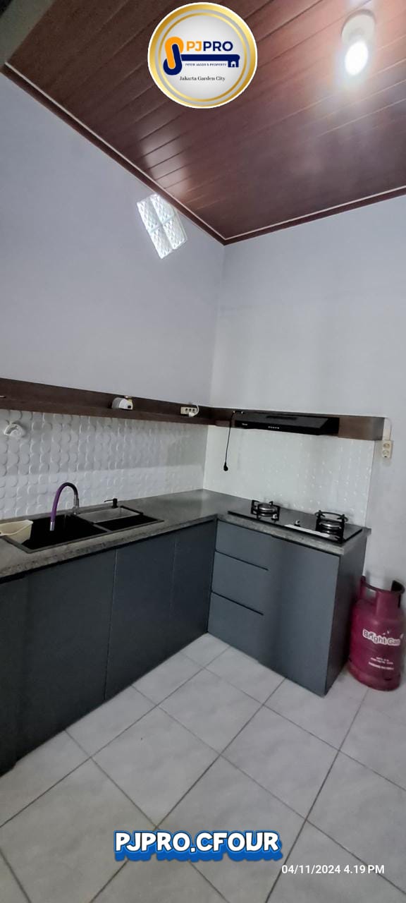 Dijual Rumah Semi Furnished di Green Ara Residence Cluster Ebony