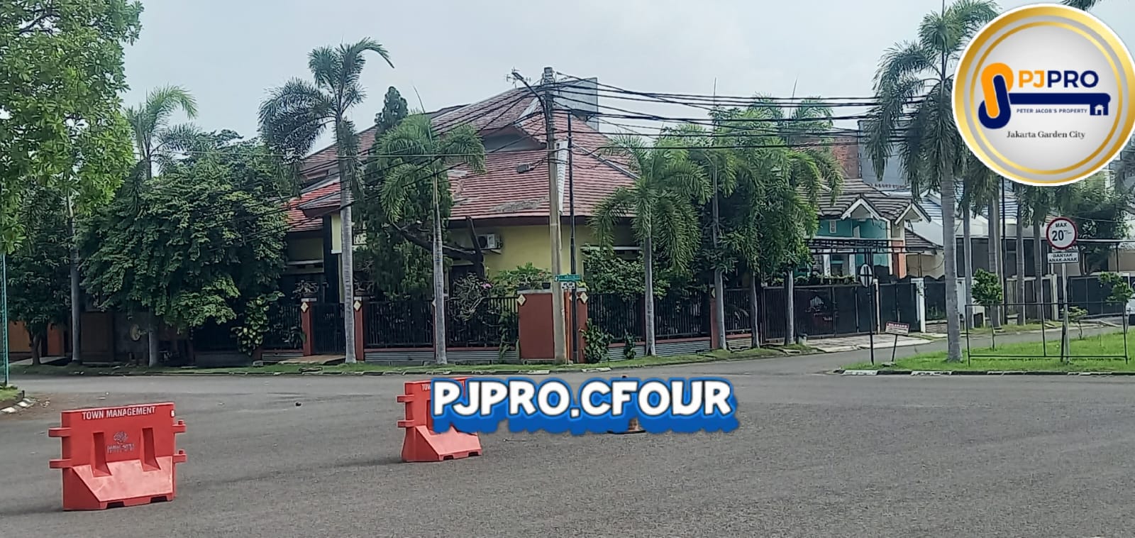 Dijual Rumah Posisi Hook di Harapan Indah Cluster Aralia
