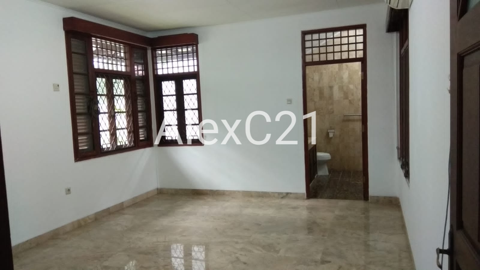 Jual Rumah di Jl. Kemang, Mampang Prapatan, Jakarta Selatan