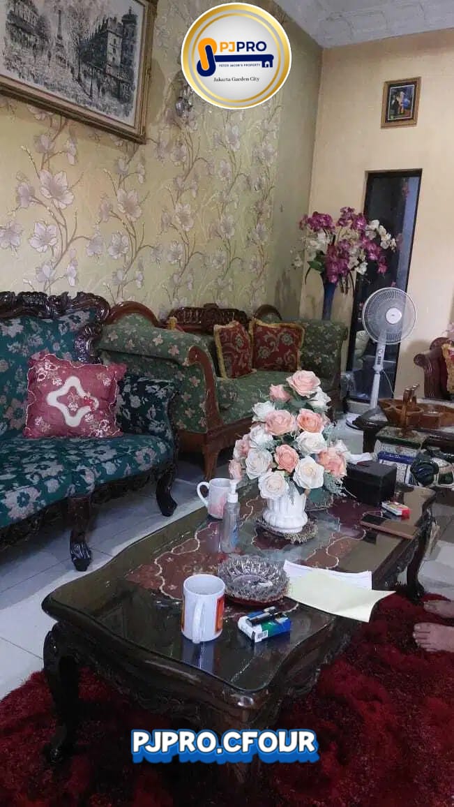 Dijual Rumah Posisi Hook di Harapan Indah Cluster Aralia