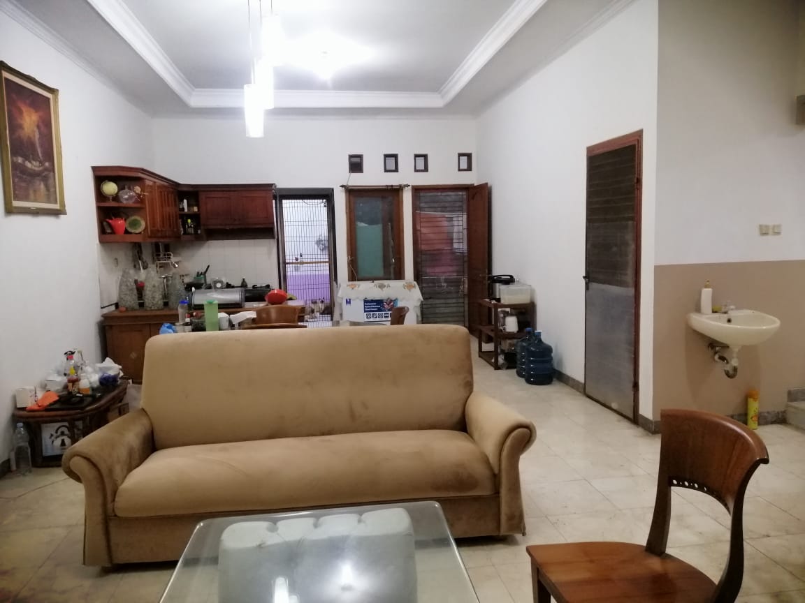 Jual rumah di area Galursari, Utan Kayu Selatan, Matraman