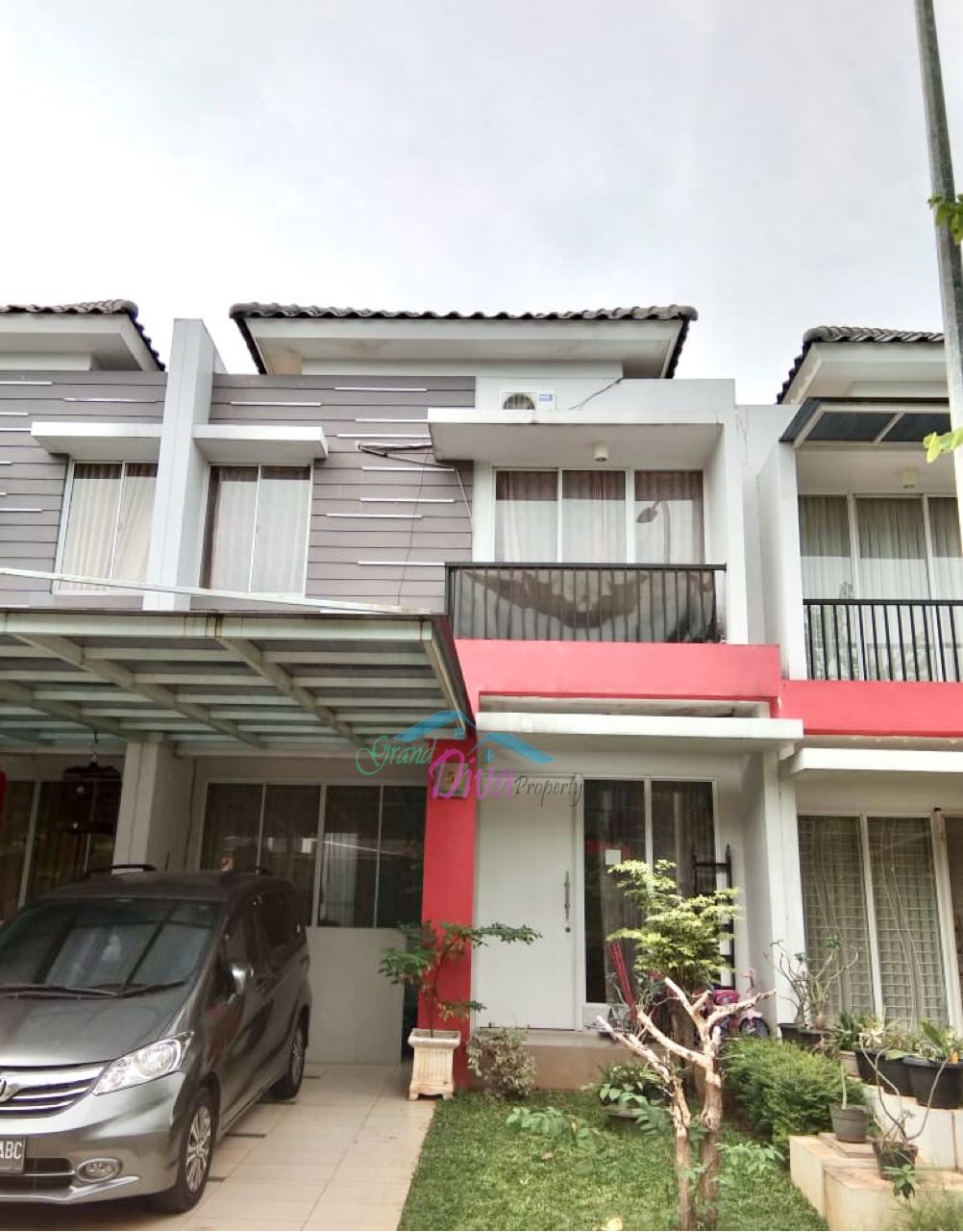 RUMAH BAGUS DI CLUSTER GRAND GALAXY CITY