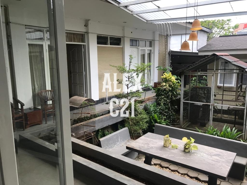 Jual rumah di dekat Pejaten Village, Pejaten Barat, Jakarta