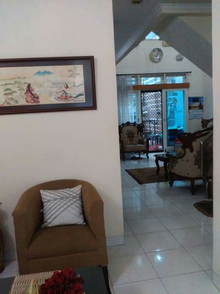 Dijual rumah siaphuni di Taman Modern Jakarta Timur