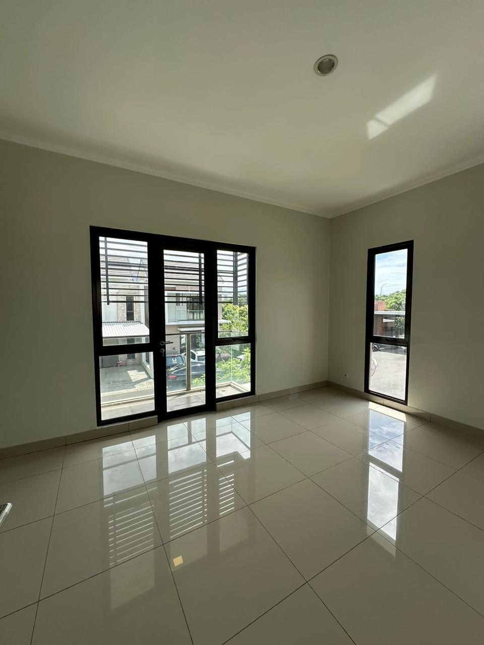 Dijual rumah di Summarecon Bekasi Burgundy Residence The Orchard