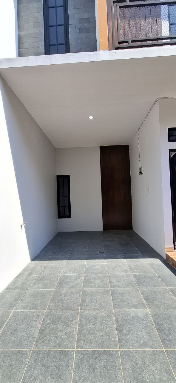Rumah Siap Huni Hanya 5 Menit ke Pintu Toll Cijago Kota Depok