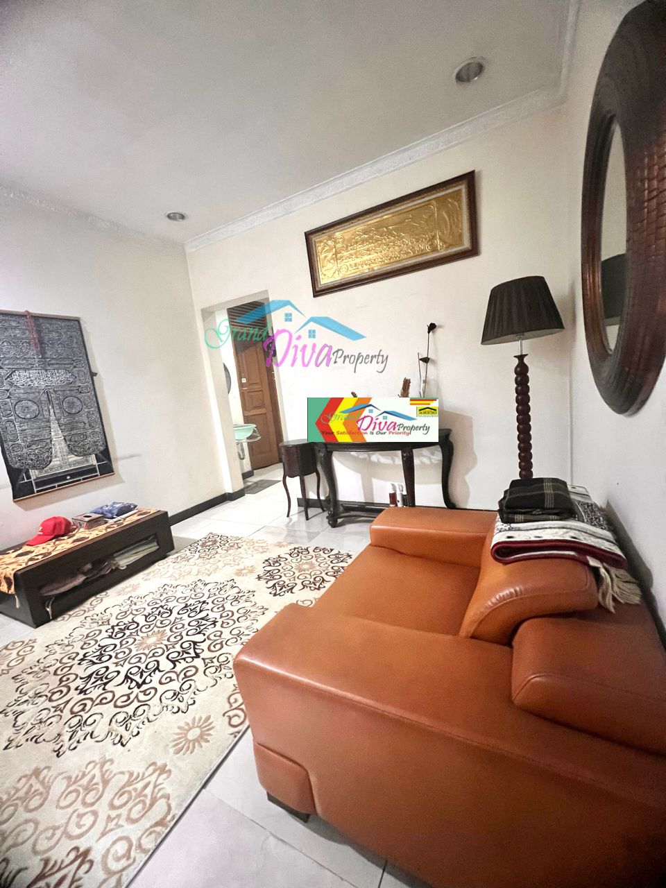 RUMAH BAGUS 2 LANTAI DI PERUMAHAN JATINEGARA BARU