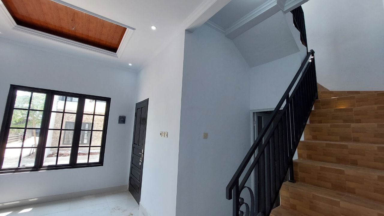 RUMAH DI KOTA DEPOK DEKAT PINTU TOLL CIJAGO