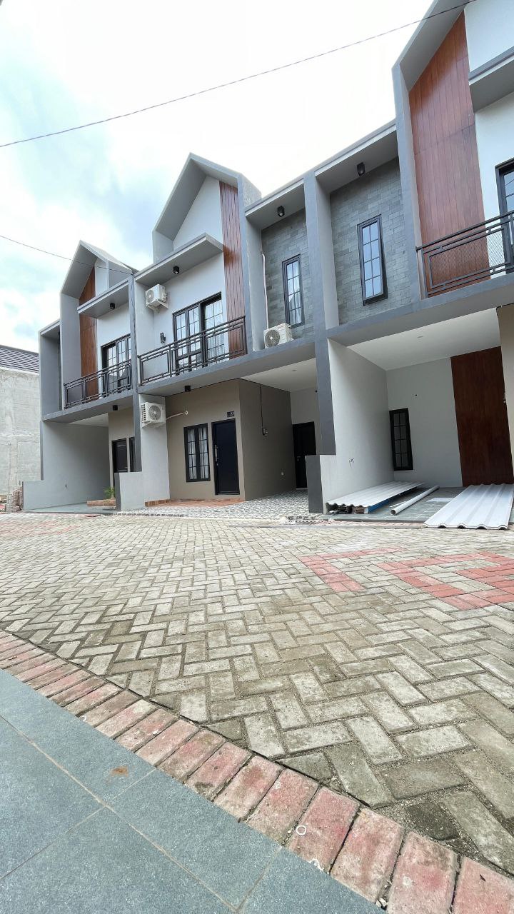 Rumah Siap Huni Hanya 5 Menit ke Pintu Toll Cijago Kota Depok