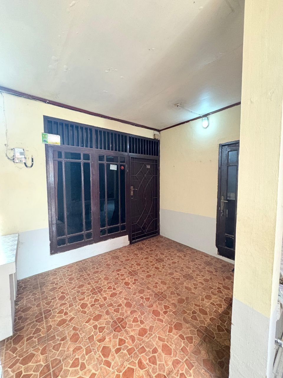 Rumah second luas di Duren Sawit Jakarta Timur