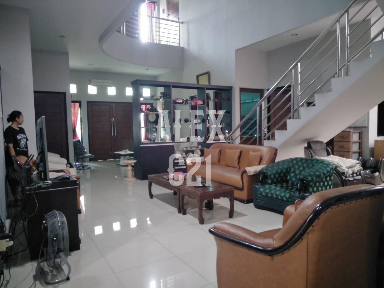 Jual rumah B U kota Harapan Indah, Bekasi, Jawa Barat