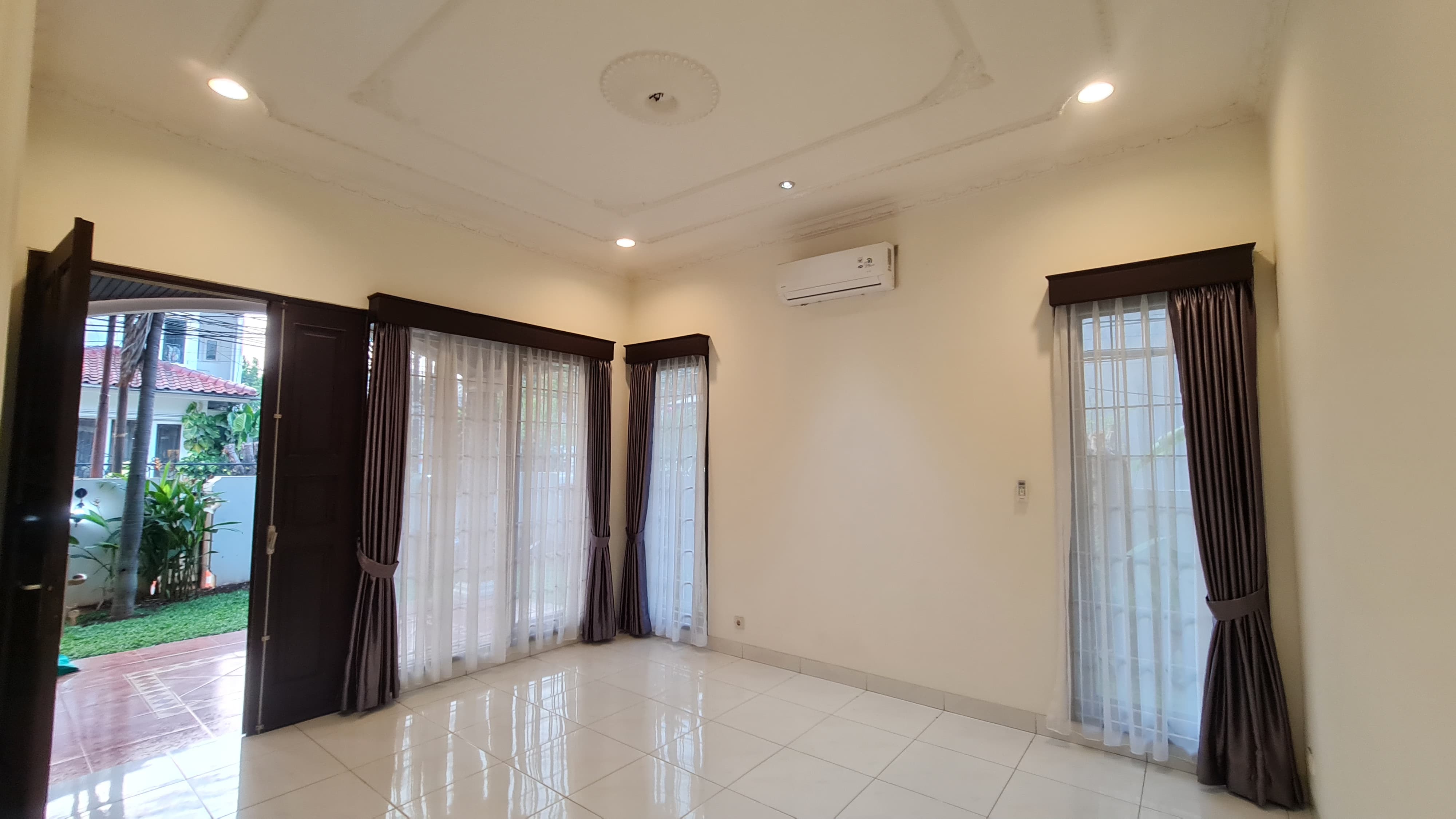 Jual Rumah mewah strategis di Bunga Flamboyan, Cipete, Jaksel