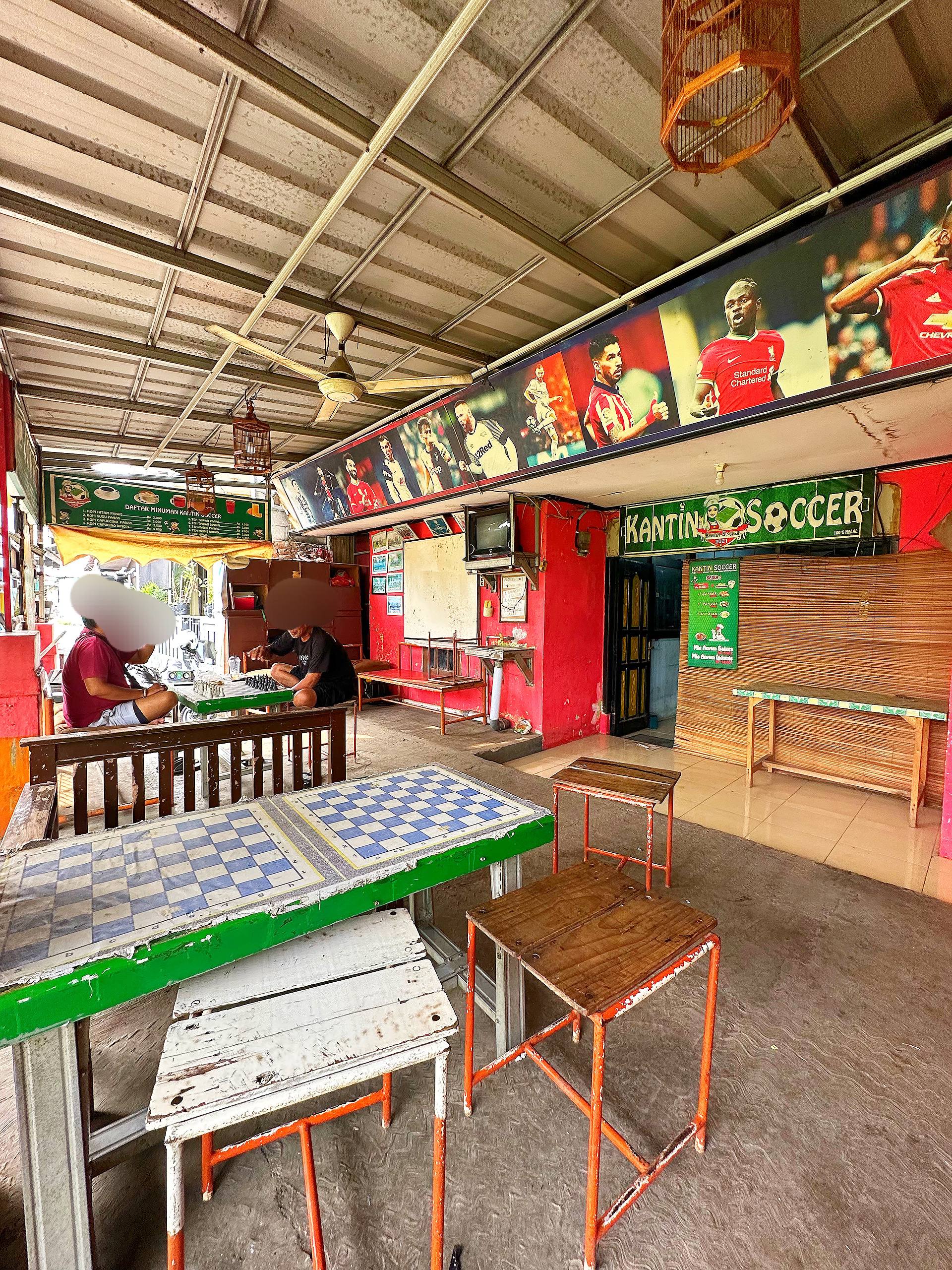 Rumah dan tempat usaha di Kranji Bekasi Barat