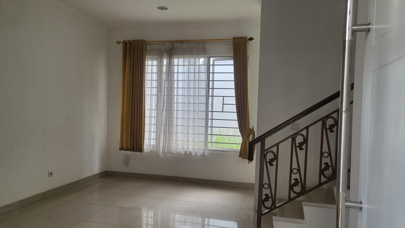 Disewa rumah siaphuni di Jakarta Garden City Cluster La Seine