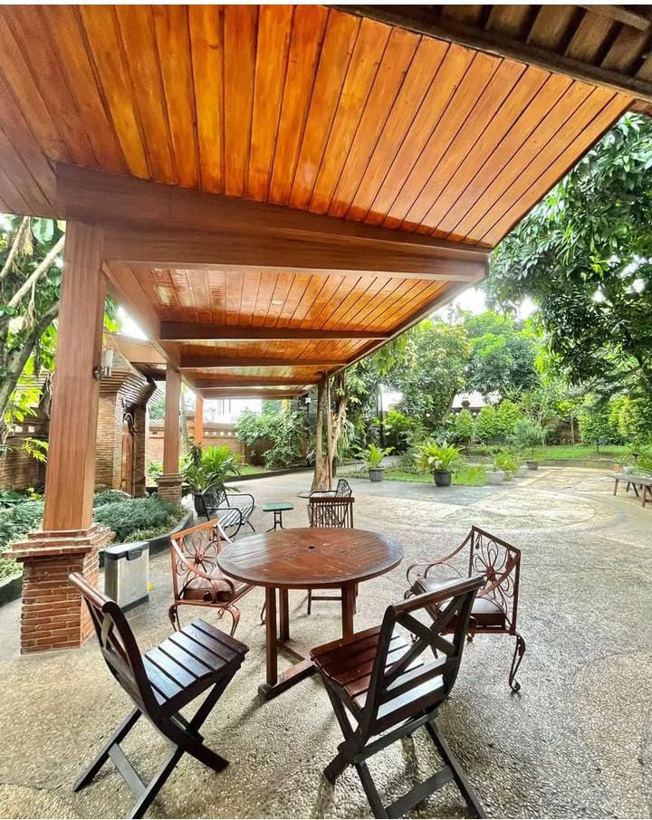 Jual rumah mewah di perum Gallery Bintaro, Pondok Kacang Timur