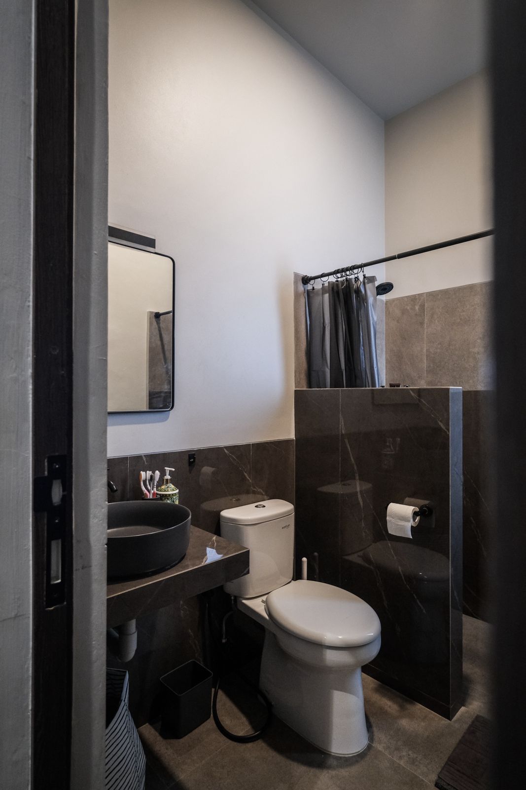 Jual Rumah modern di Komplek Kucica Bintaro Sektor 9, Tangsel