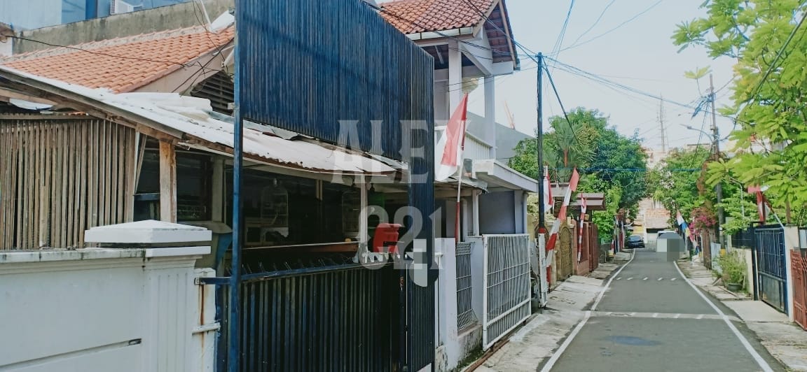 Jual Rumah kost di daerah Blok A, Keb-Baru, Jakarta Selatan