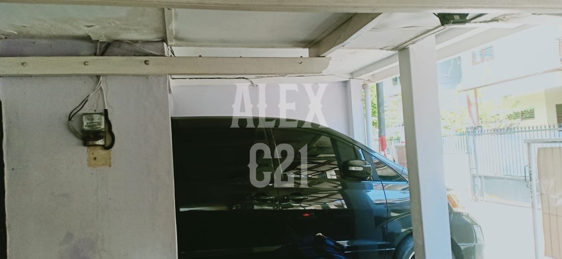 Jual Rumah kost di daerah Blok A, Keb-Baru, Jakarta Selatan