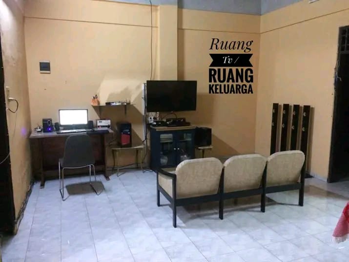 BU Rumah 2Lt hook murah 1,1m Cash only di Mekarsari Ciamnggis