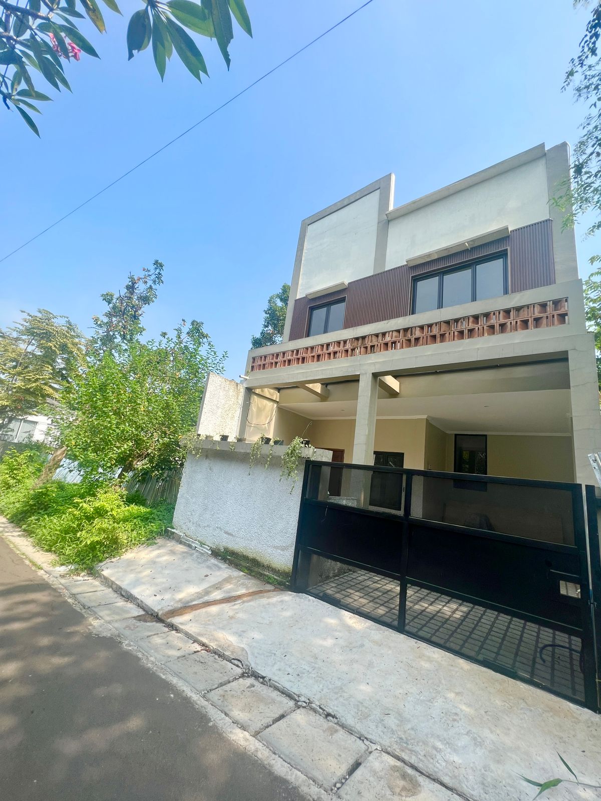 Jual rumah hook minimalis di Alaya 89 dekat Lebak Bulus, Ciputat