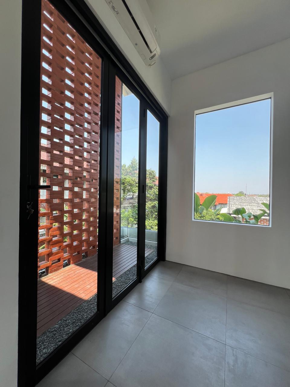 Jual Rumah modern di Casa Rigella, Jagakarsa, Jakarta Selatan