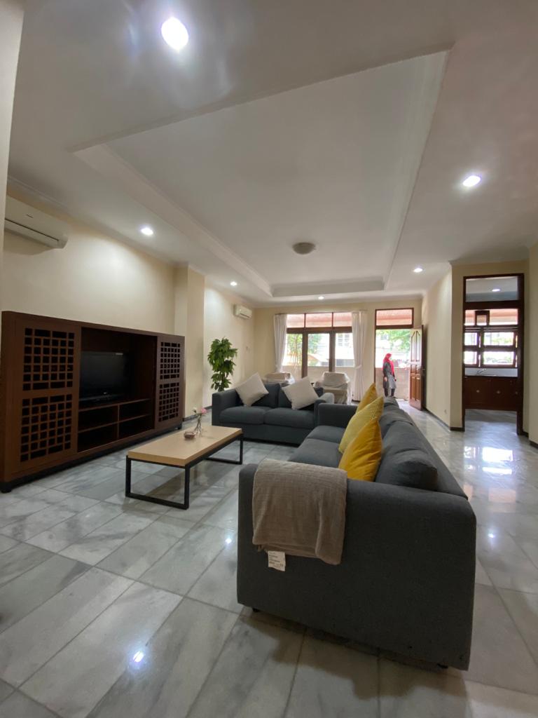 Dijual EXECUTIVE MANSION, LOW RISE APARTMENT Jl. Wijaya, JakSel