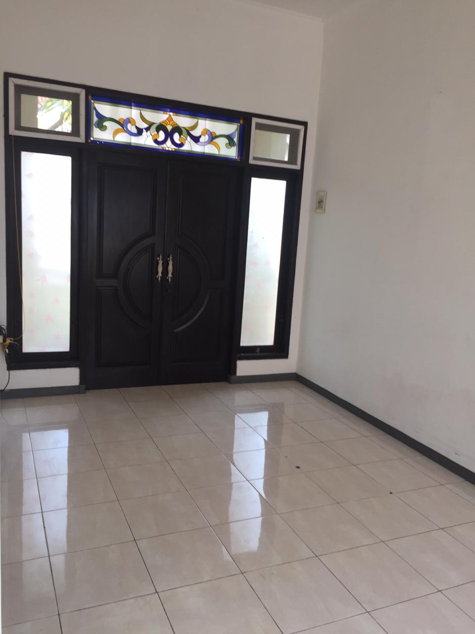 Sewa Rumah 2 lantai Kosongan Graha Sampurna, Wiyung, Babatan